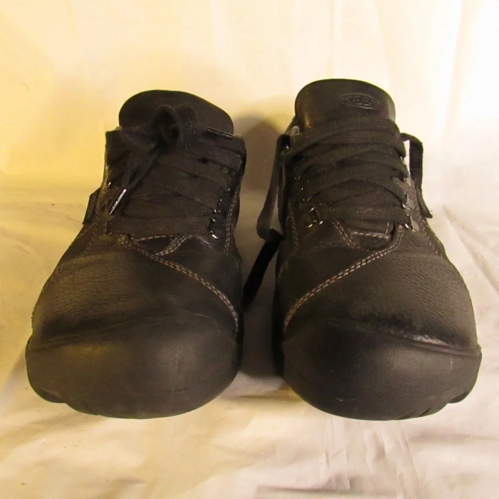 Keen Women's Presidio walking shoes